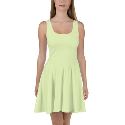 Dress - Light Green with a flowing skirt - Rozlar
